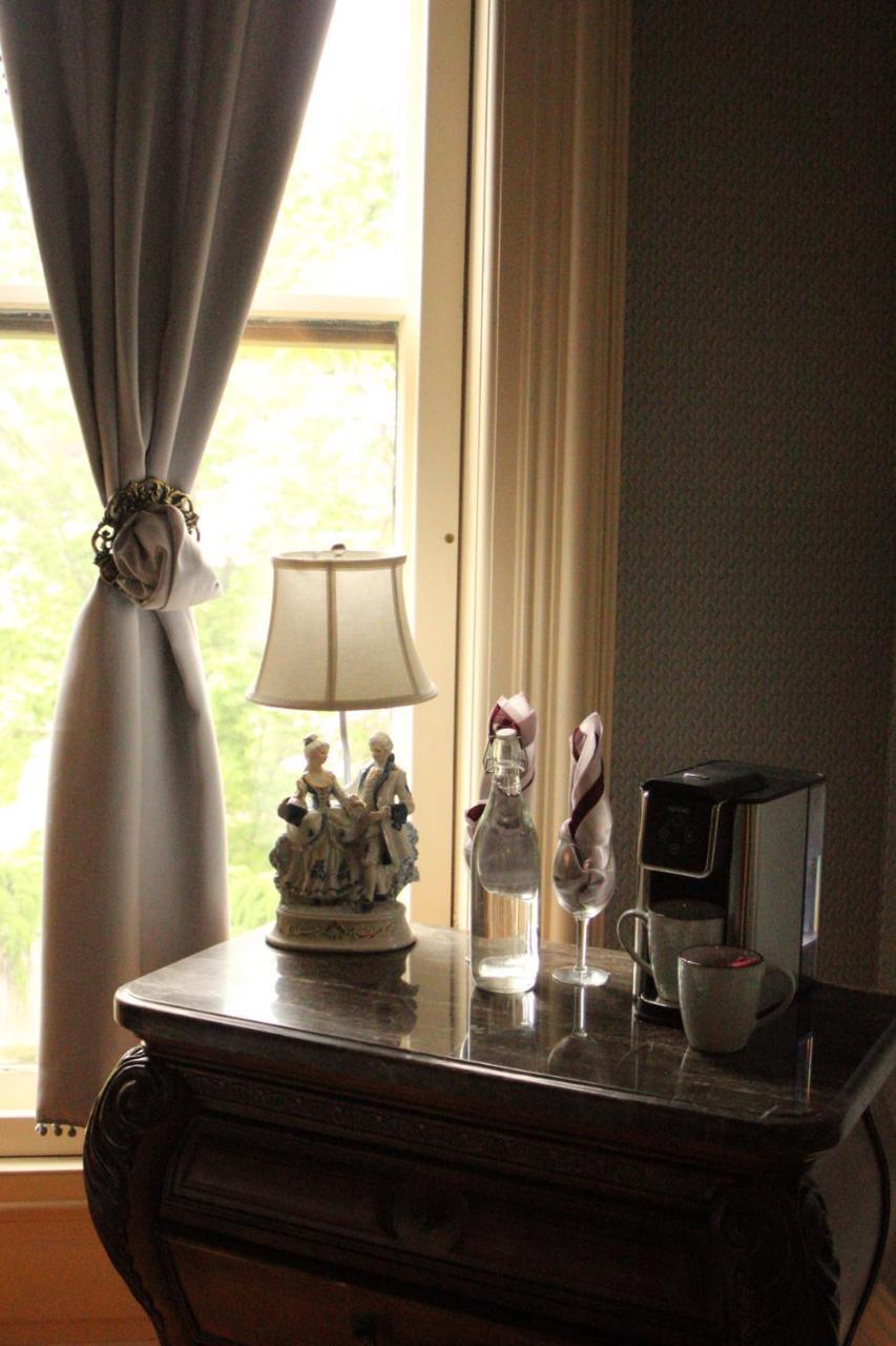 Henderson Castle Inn Kalamazoo Phòng bức ảnh