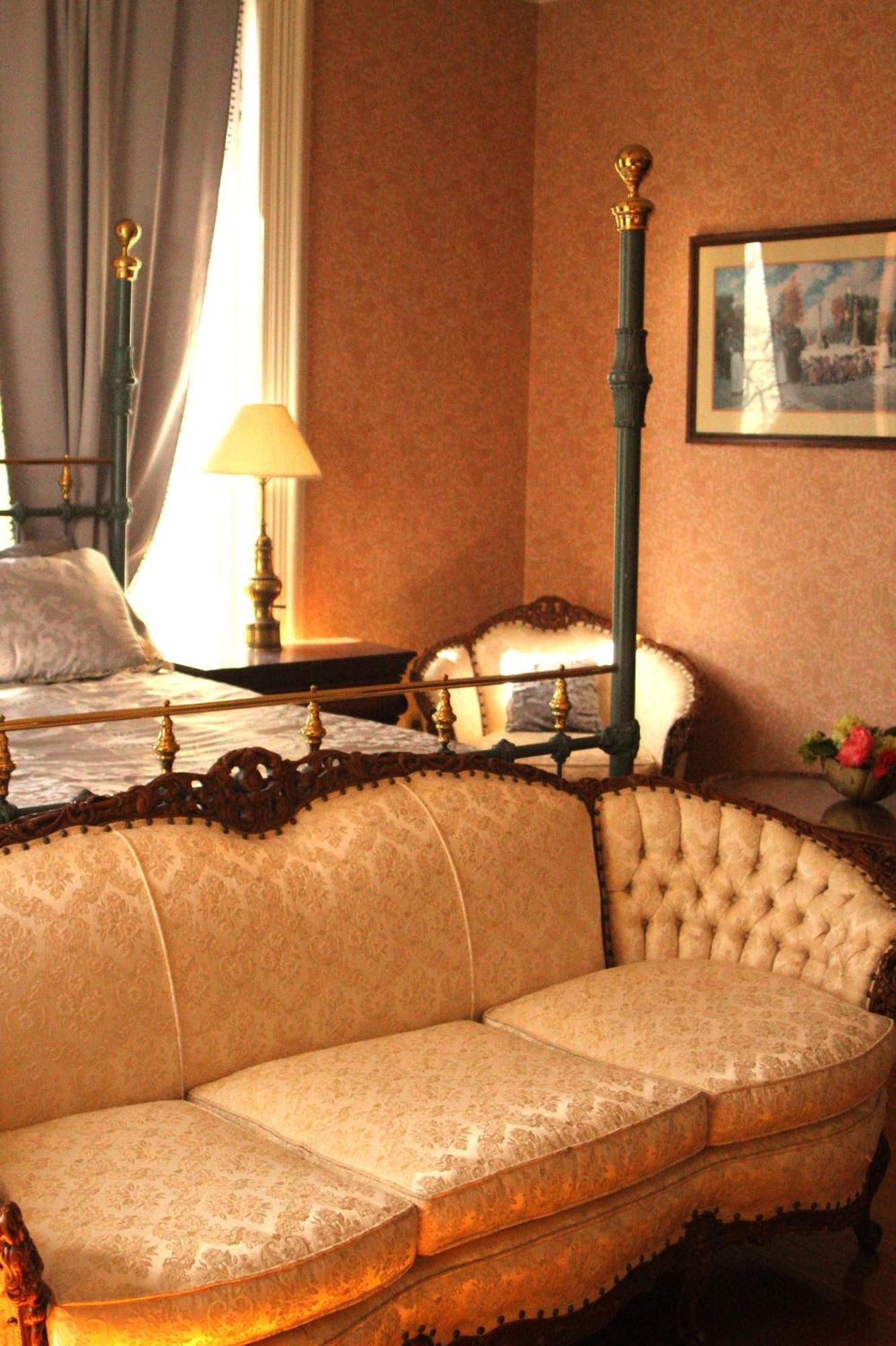 Henderson Castle Inn Kalamazoo Phòng bức ảnh