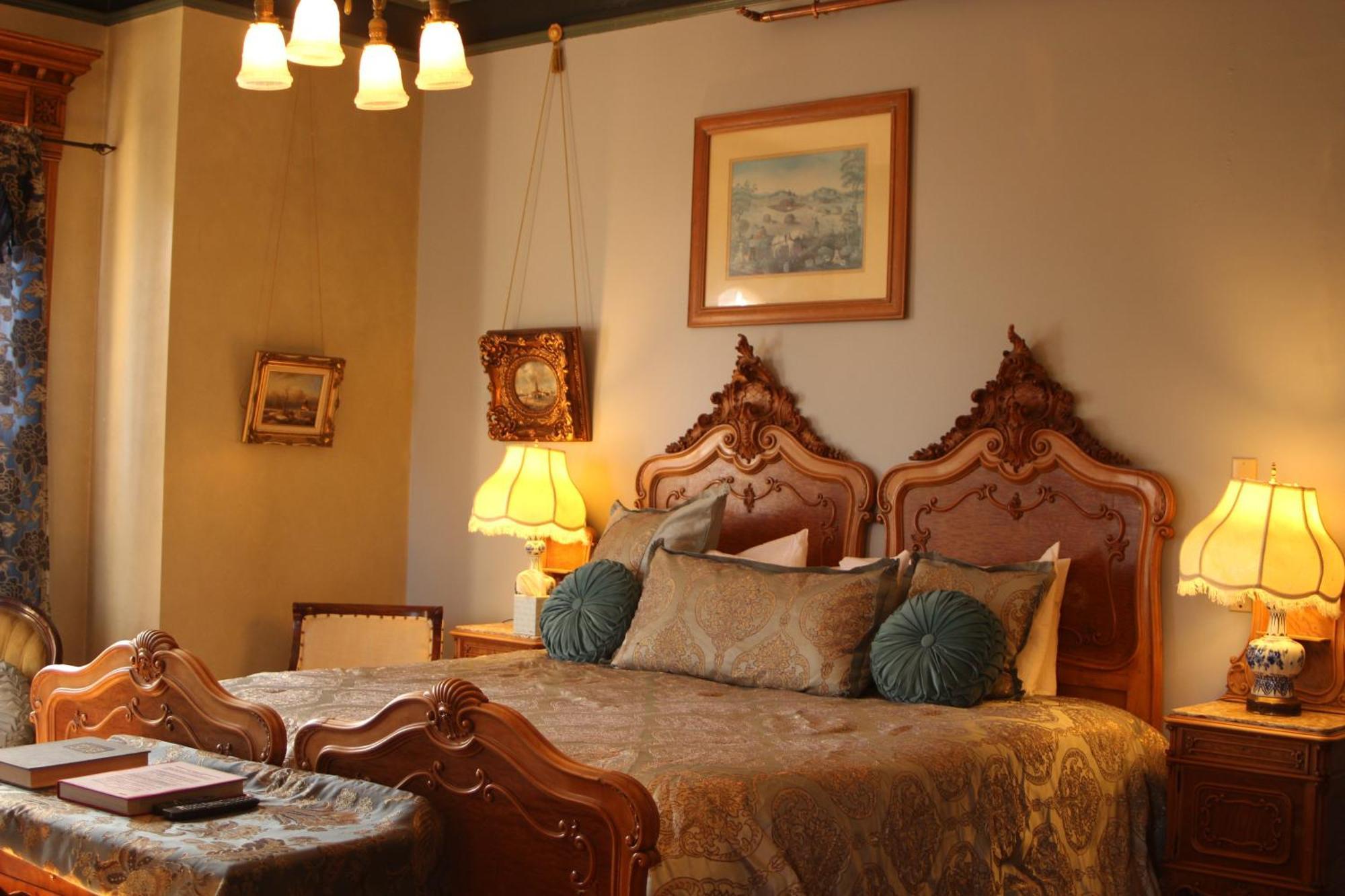 Henderson Castle Inn Kalamazoo Phòng bức ảnh