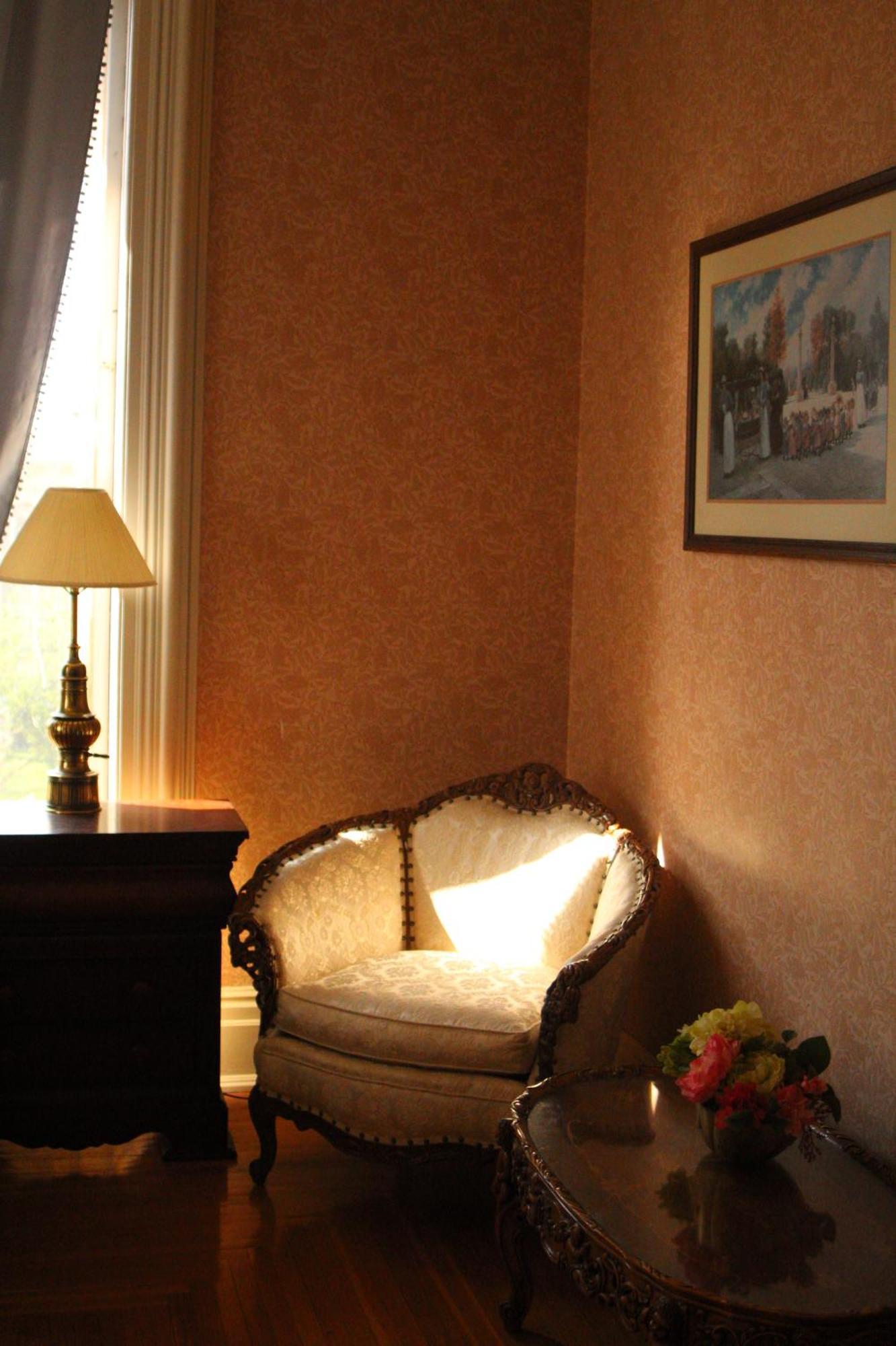 Henderson Castle Inn Kalamazoo Phòng bức ảnh