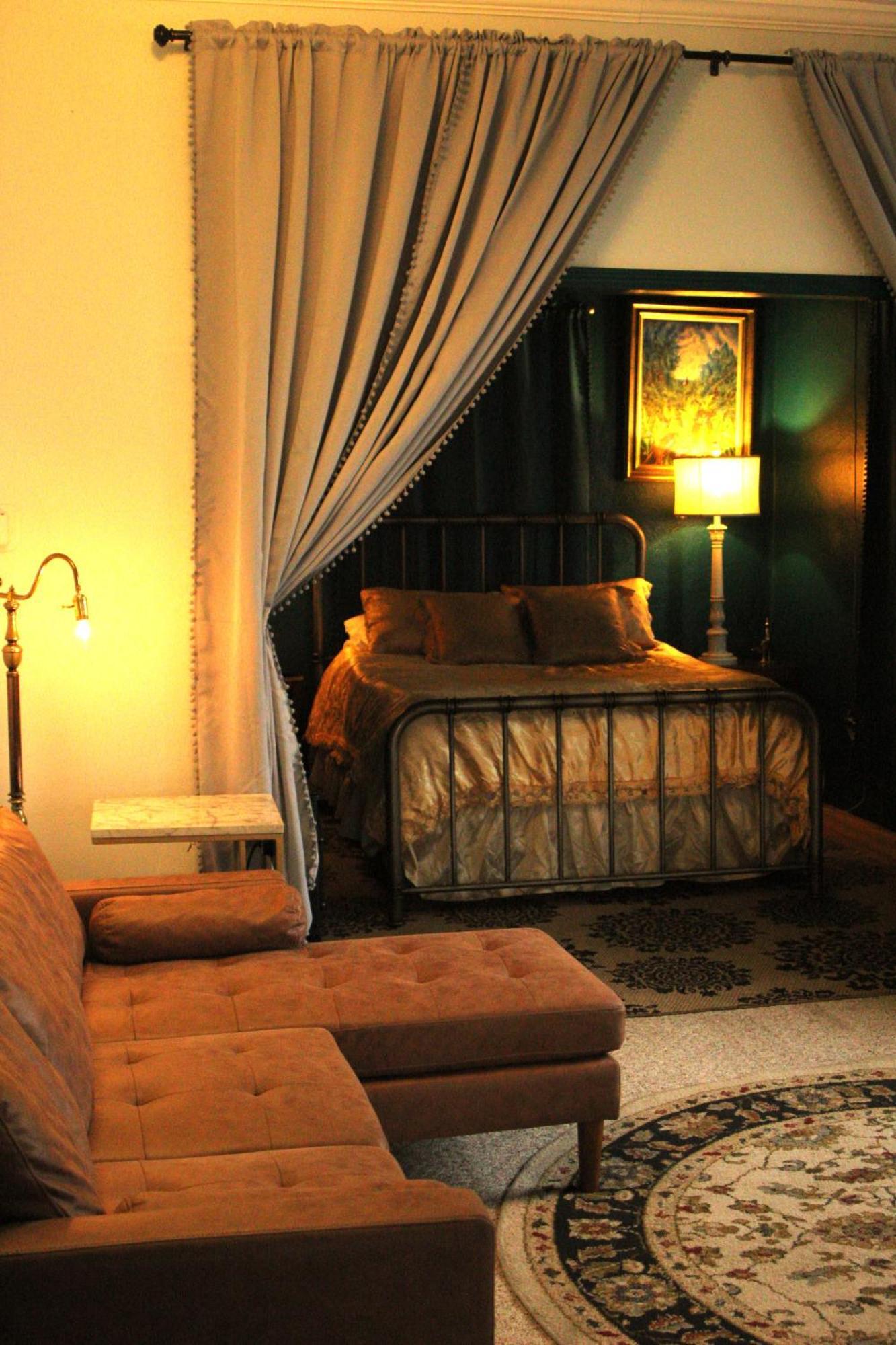 Henderson Castle Inn Kalamazoo Phòng bức ảnh