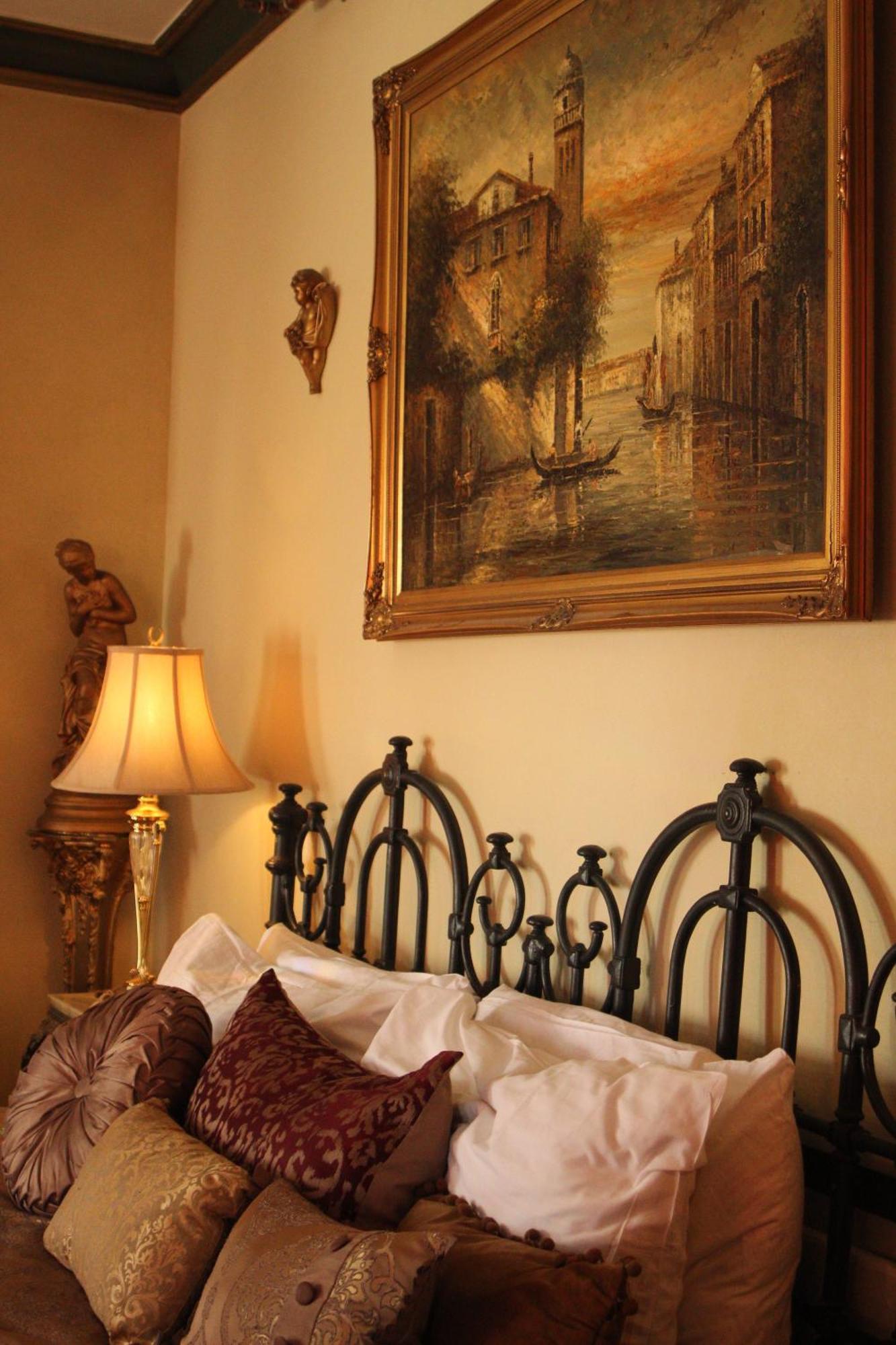 Henderson Castle Inn Kalamazoo Phòng bức ảnh